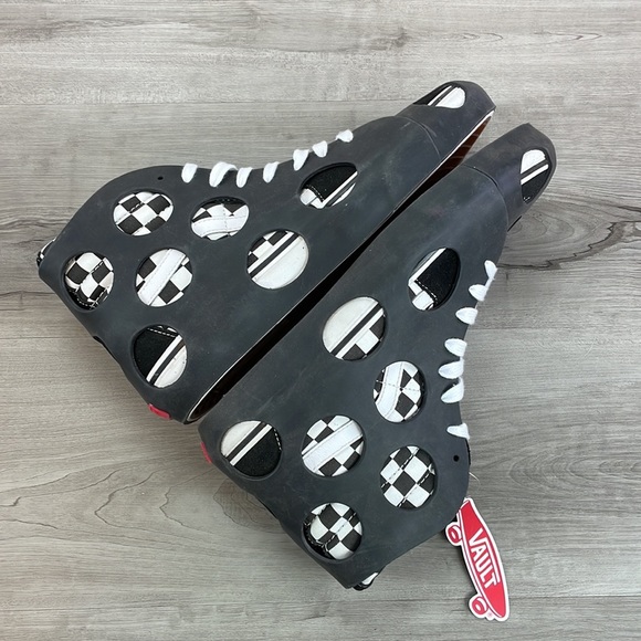 COPY - VANS - SK8 HI CAGE HIGH TOPS - Picture 7 of 9